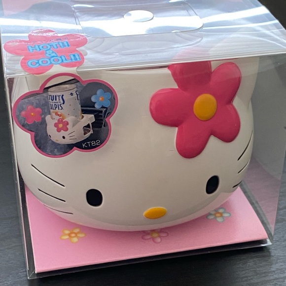 Sanrio Hello Kitty Collection KT82 Car Cup Holder - Picture 6 of 17